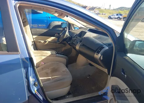 2005 Toyota Prius z USA, uszkodzony, nr VIN JTDKB20U357044803